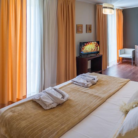 O Val Do Naseiro Hotell Viveiro Eksteriør bilde