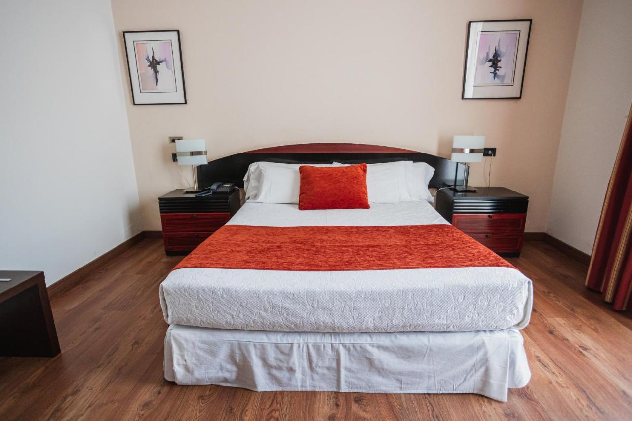 O Val Do Naseiro Hotell Viveiro Eksteriør bilde