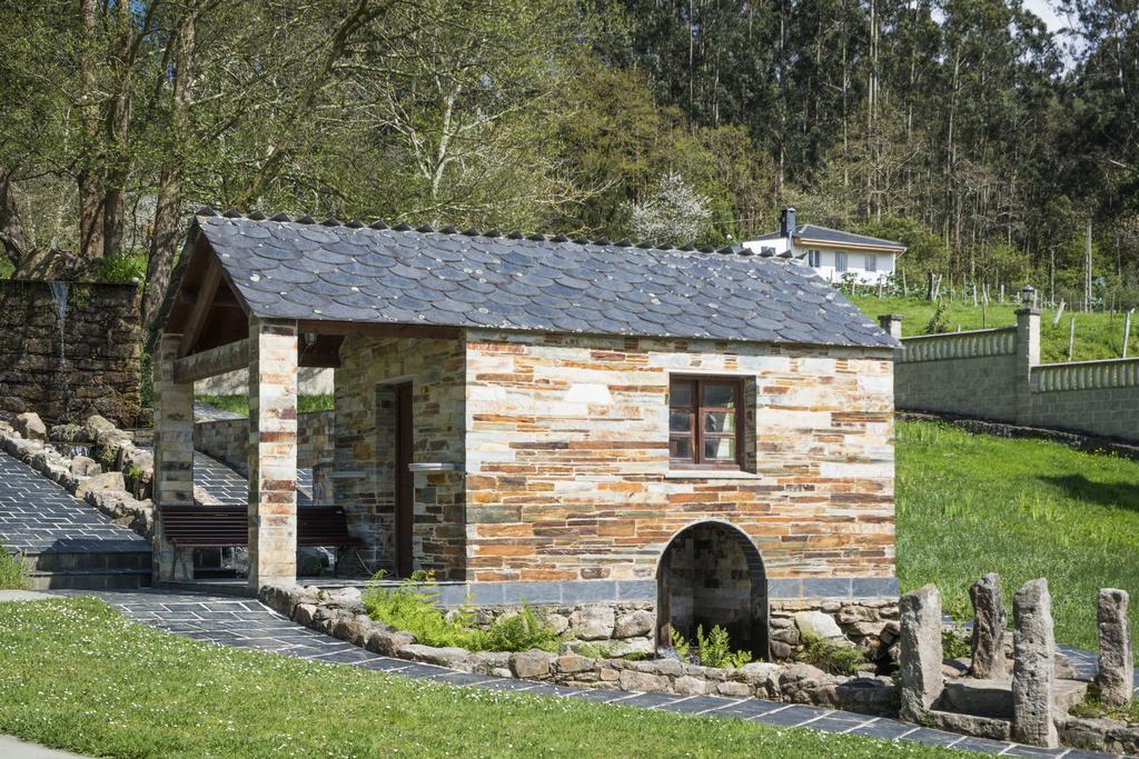 O Val Do Naseiro Hotell Viveiro Eksteriør bilde